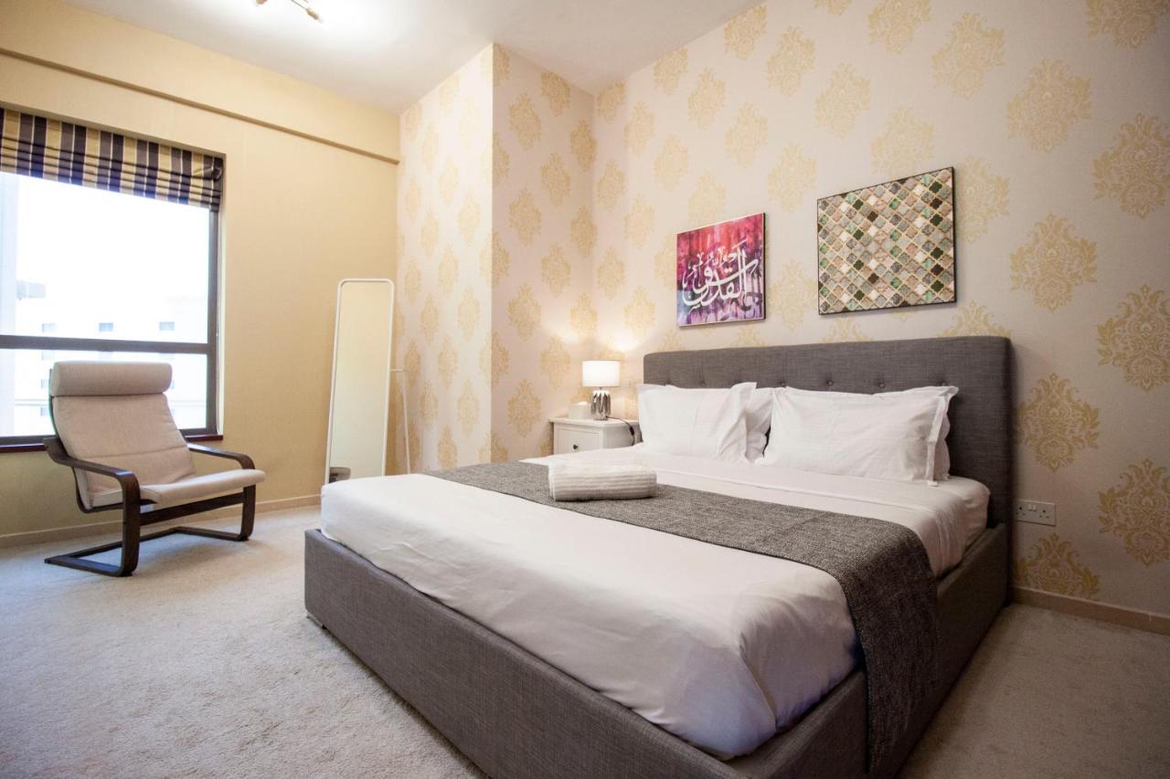 La Buena Vida Holiday Homes - Beach Front Very Spacious, Luxe And Modern 3 Bedroom With Full Kitchen In Jbr , 3 Min To The Jbr Beach Dubai Marina And Tram Station Buitenkant foto