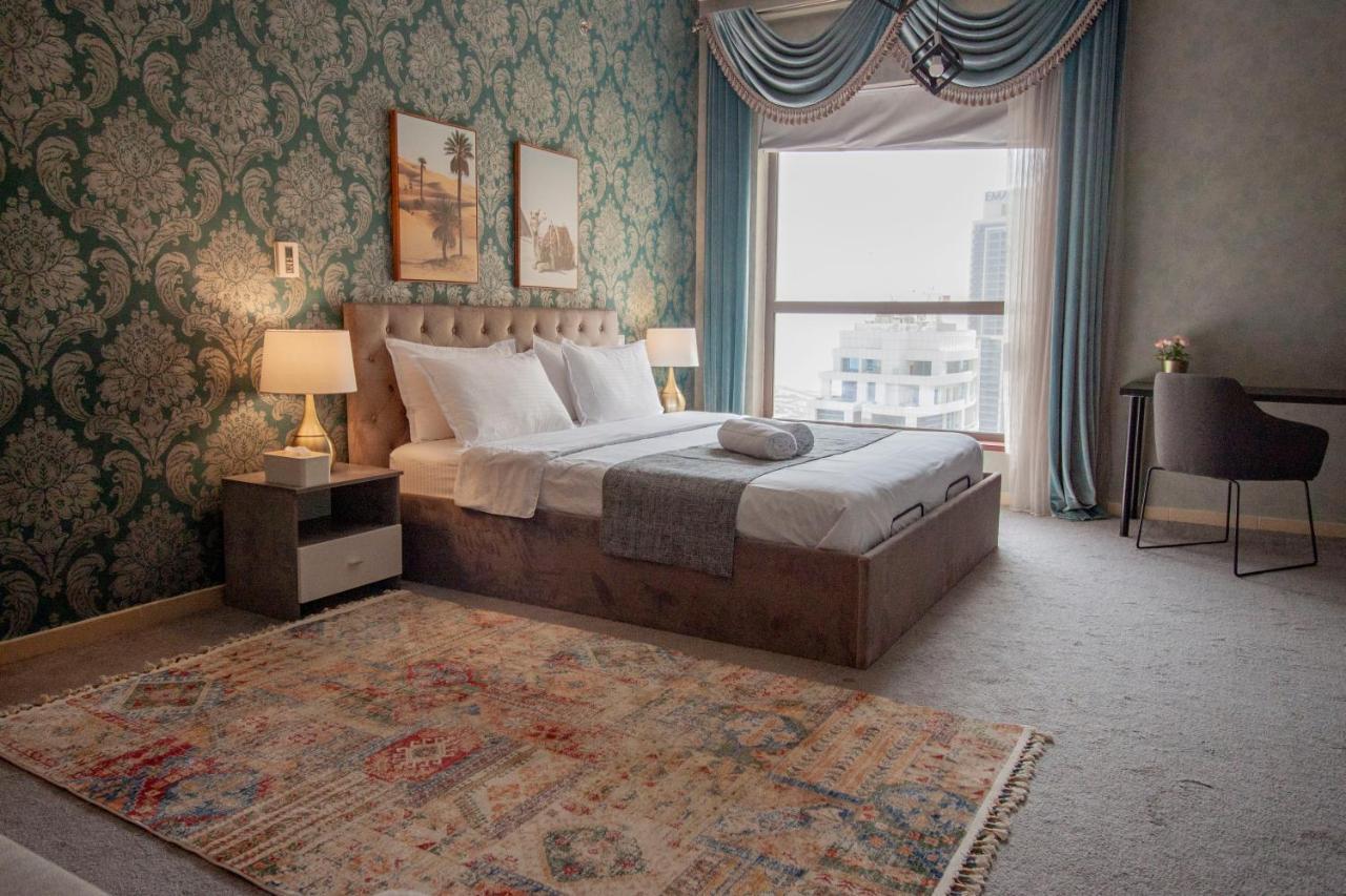 La Buena Vida Holiday Homes - Beach Front Very Spacious, Luxe And Modern 3 Bedroom With Full Kitchen In Jbr , 3 Min To The Jbr Beach Dubai Marina And Tram Station Buitenkant foto