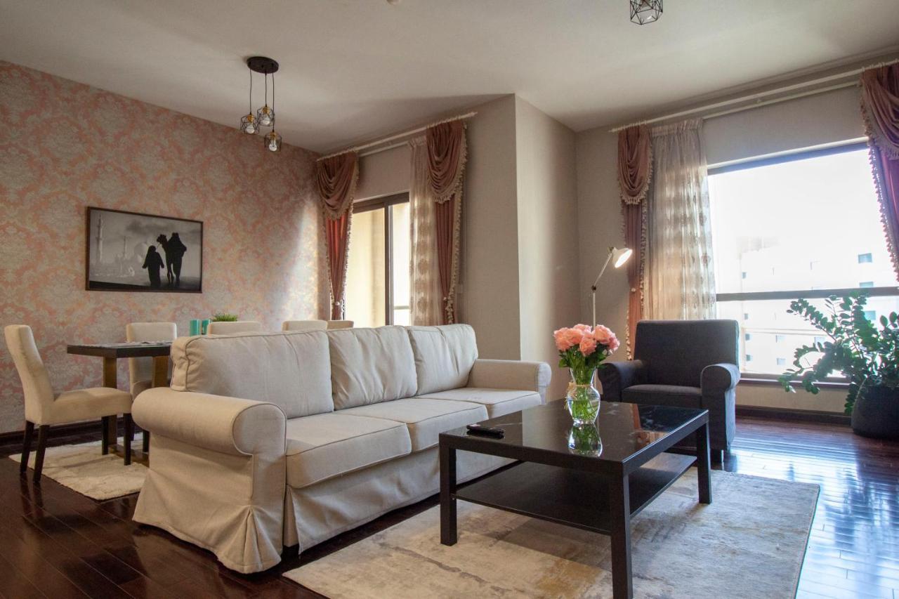 La Buena Vida Holiday Homes - Beach Front Very Spacious, Luxe And Modern 3 Bedroom With Full Kitchen In Jbr , 3 Min To The Jbr Beach Dubai Marina And Tram Station Buitenkant foto