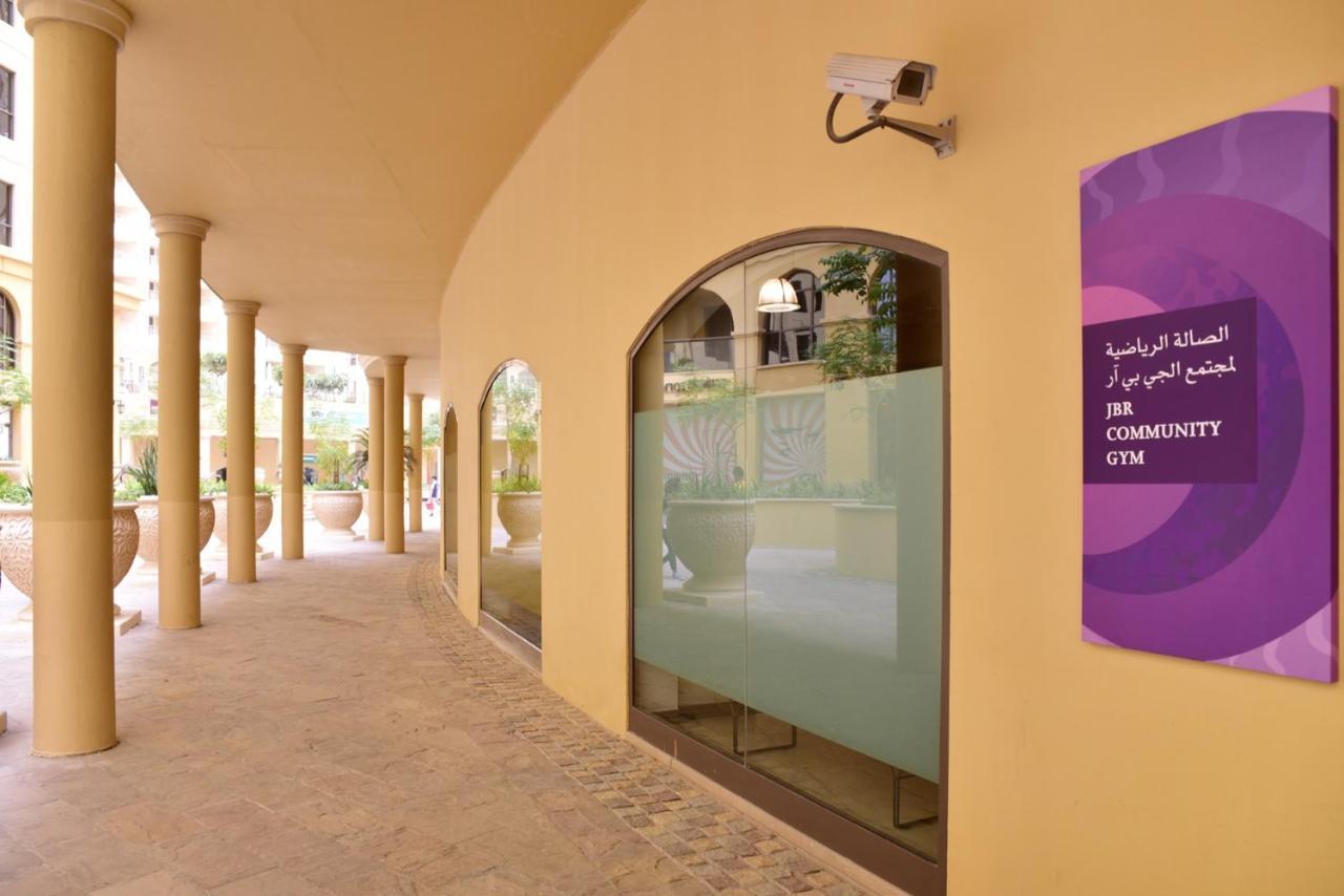La Buena Vida Holiday Homes - Beach Front Very Spacious, Luxe And Modern 3 Bedroom With Full Kitchen In Jbr , 3 Min To The Jbr Beach Dubai Marina And Tram Station Buitenkant foto