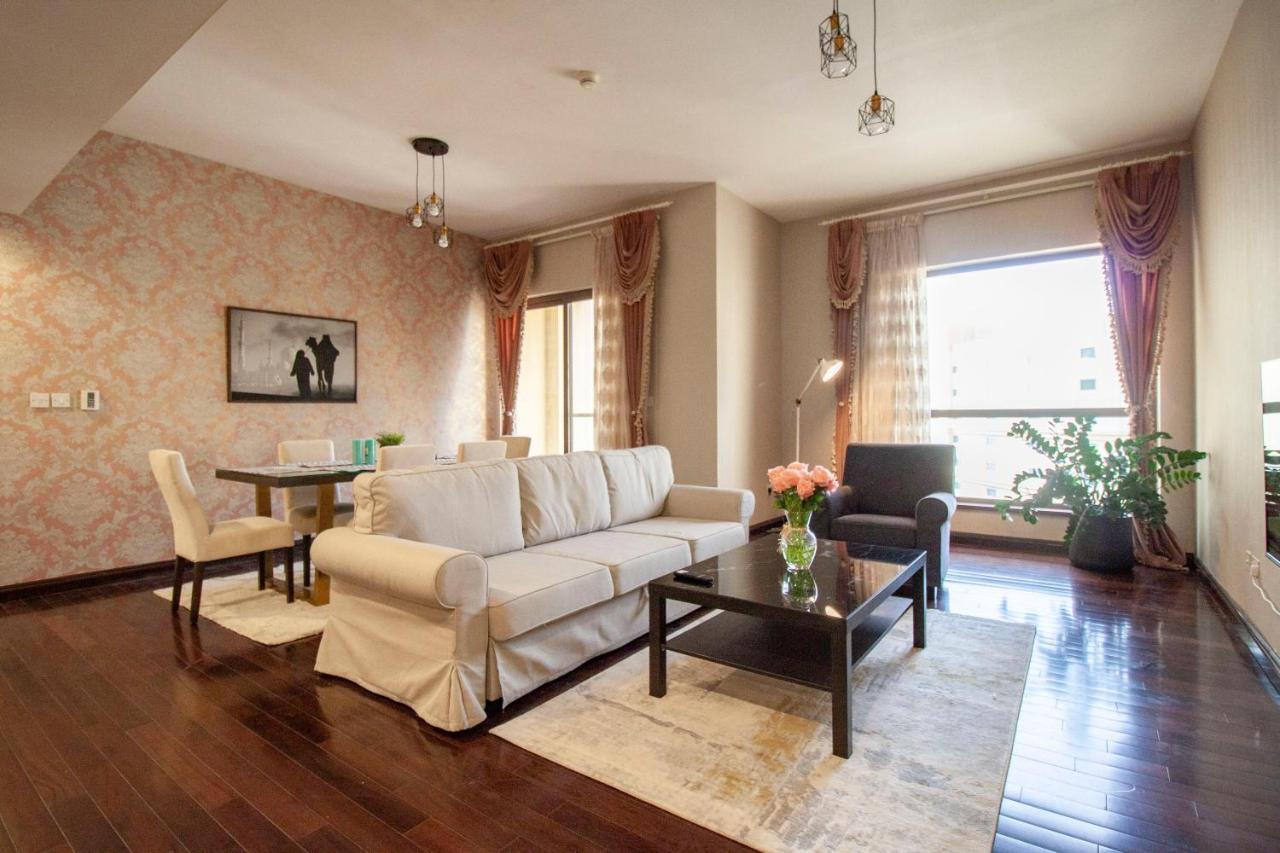 La Buena Vida Holiday Homes - Beach Front Very Spacious, Luxe And Modern 3 Bedroom With Full Kitchen In Jbr , 3 Min To The Jbr Beach Dubai Marina And Tram Station Buitenkant foto